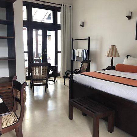 Surf Station Hotel Ahangama Phòng bức ảnh